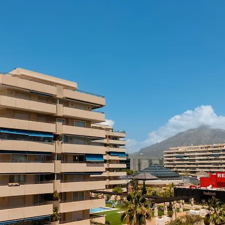 Διαμέρισμα Vacation With Private Parking In Puerto Banus *