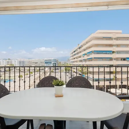 Vacation With Private Parking In Puerto Banus Διαμέρισμα